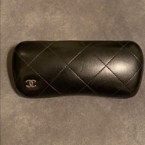 Chanel eyeglass case. Black.